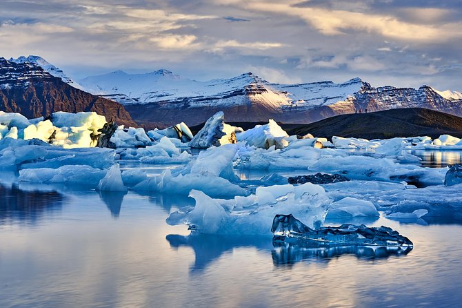4 Day Blue Ice Cave, South Coast, Golden Circle, Snæfellsnes & Northern Lights - Day One: Kirkjufell and the Rough Coast of Snæfellsnes