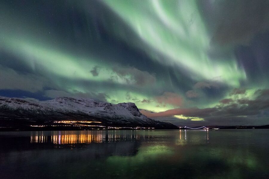 Abisko: Guided Aurora Chase with Hotel Transfers - The ride through Abisko’s winter darkness