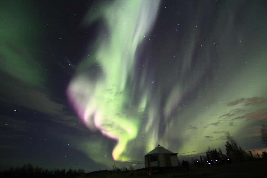 Alaskan Northern Lights/Aurora Borealis Lodges - Should you book the Aurora lodge experience?