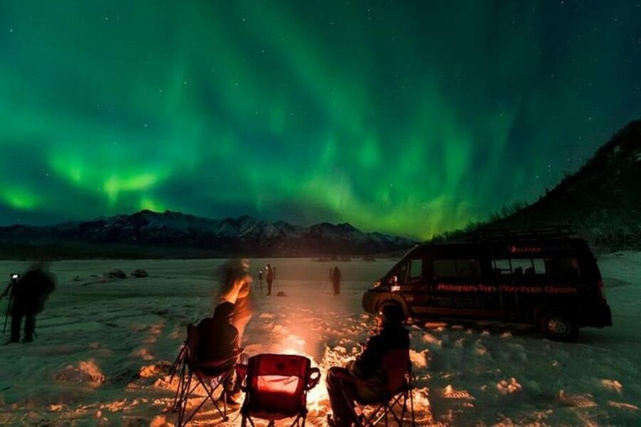 Anchorage: Aurora Borealis Northern Lights Photography Tour - What the six-hour evening is like