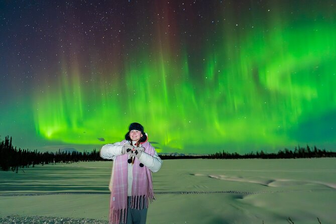 Anchorage Northern Lights Tour - A warm vehicle and portable winter shelter