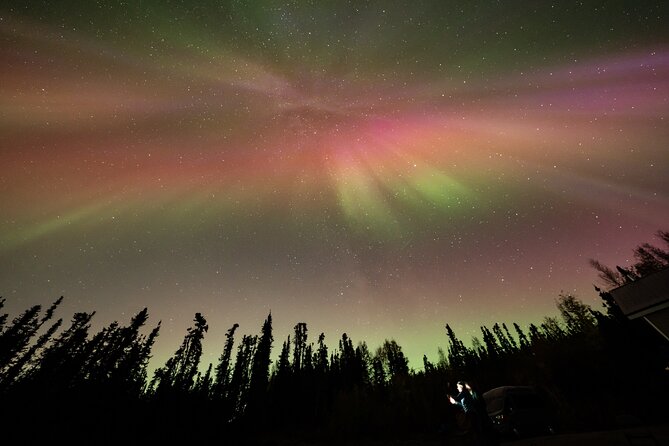 Aurora Glass House – Northern Lights and Photos at Cleary Summit - Waiting for the Northern Lights