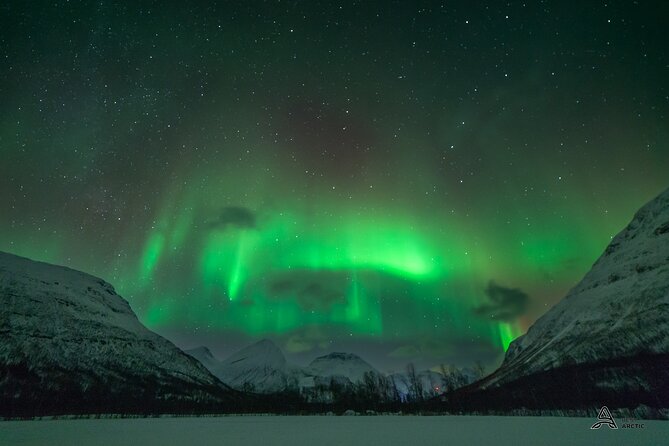Aurora Safari Minibus, private locations all around the region - The return trip can be part of the chase