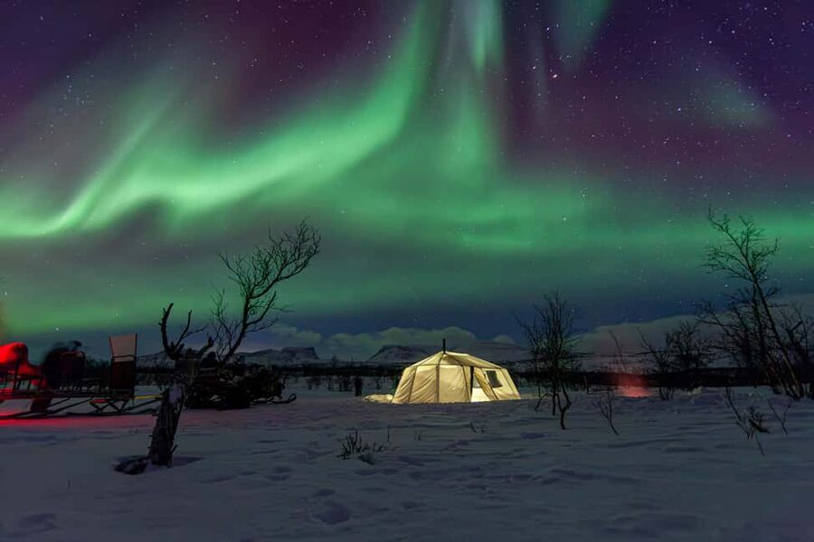 Aurora Snowmobile Sled Tour - What happens once you reach the wilderness