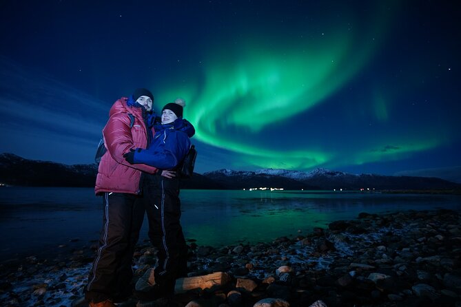 Aurora tour with free portrait and bonfire - What the six-hour Tromsø outing feels like