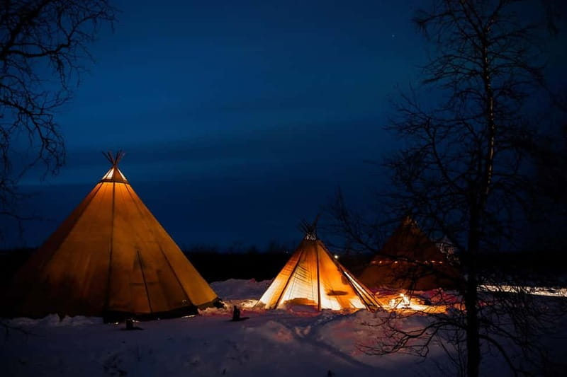 Experience the majestic Auroras Kiruna-Abisko & lodge dinner - Why the Abisko route matters