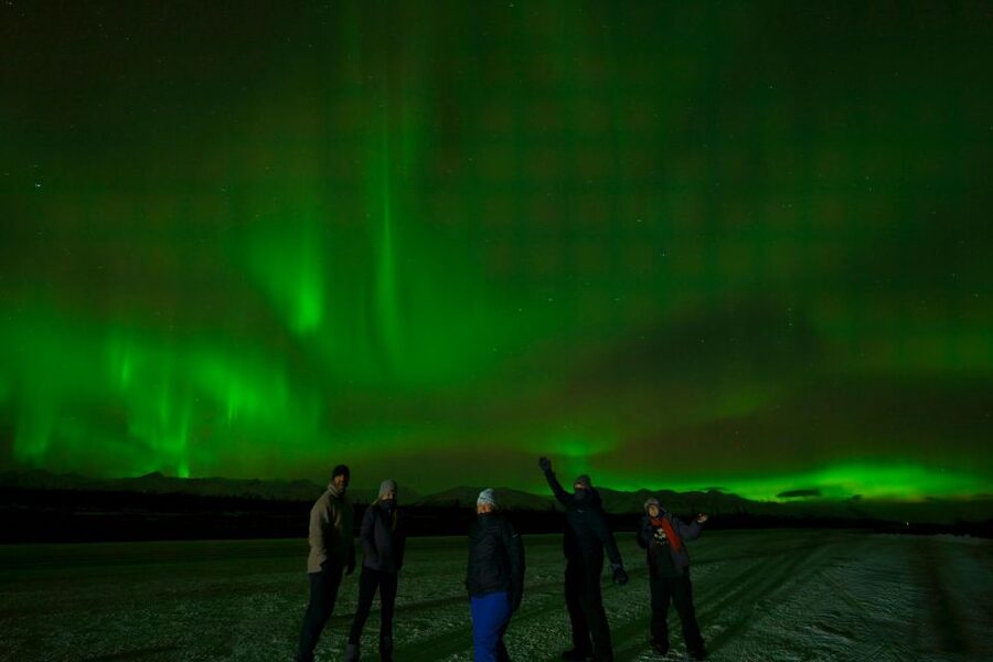 From Fairbanks: Northern Lights Aurora Tour with Photography - Booking details worth noting