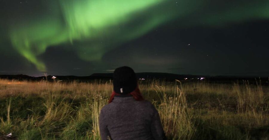 From Reykjavík: Spot the Northern Lights with Snacks & Drink - Learning how the aurora hunt really works