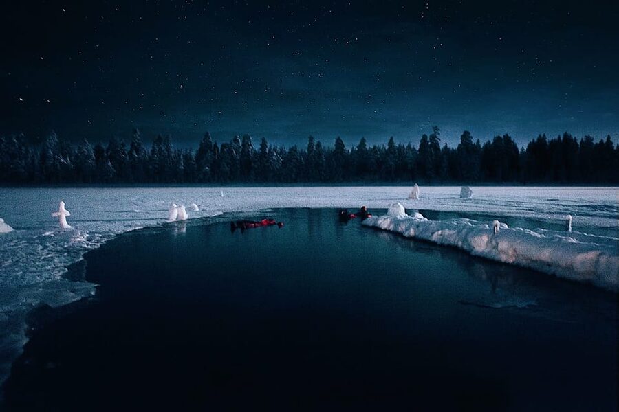 From Rovaniemi: Ice Floating under Aurora Borealis - What ice floating in Rovaniemi is really like