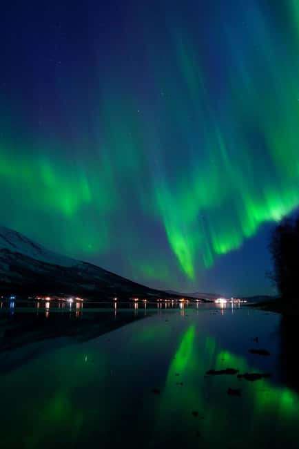 From Tromsø: Aurora Bus Tour with Snacks, Photos, and Drinks - Key points to know before booking