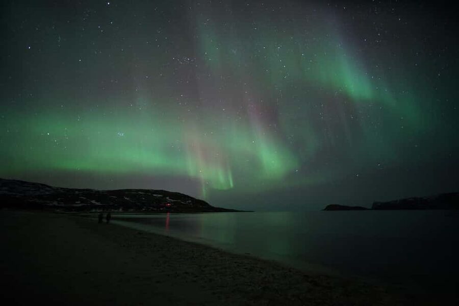 From Tromsø: Aurora Bus Tour with Snacks, Photos, and Drinks - Chasing clear skies from Tromsø