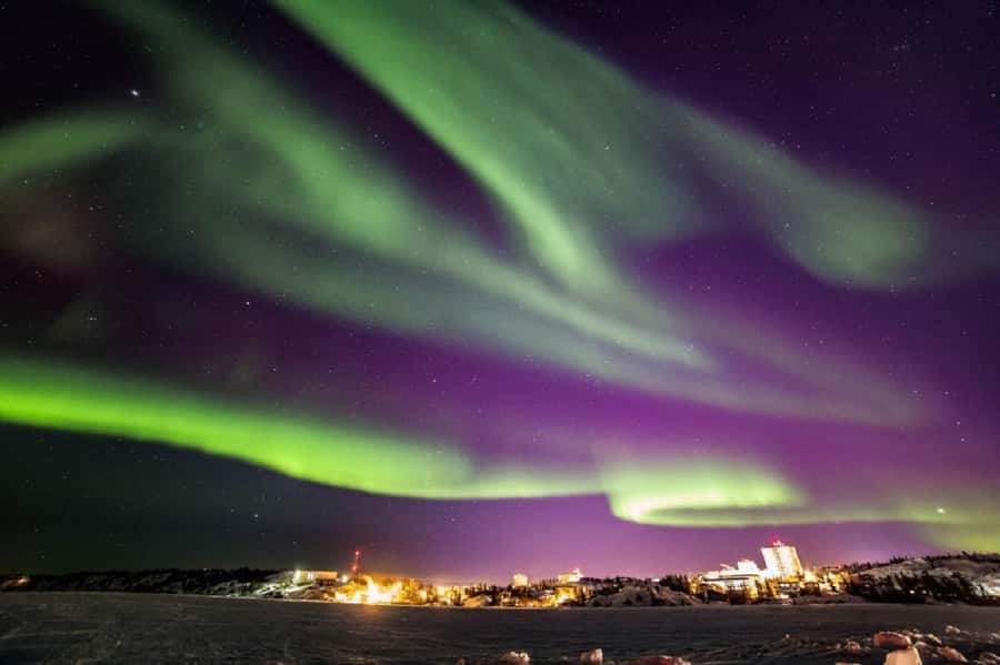 From Yellowknife:4-Day Aurora Viewing Tour with Hotel Pickup - Day 1: airport pickup and the hunting tent camp