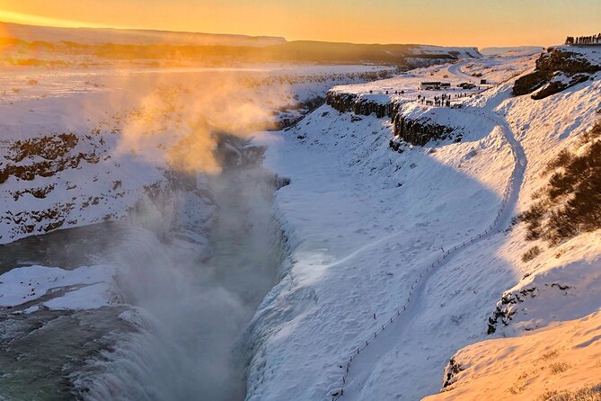 Golden Circle & Northern Lights Tour from Reykjavik - Gullfoss is the day’s loudest stop