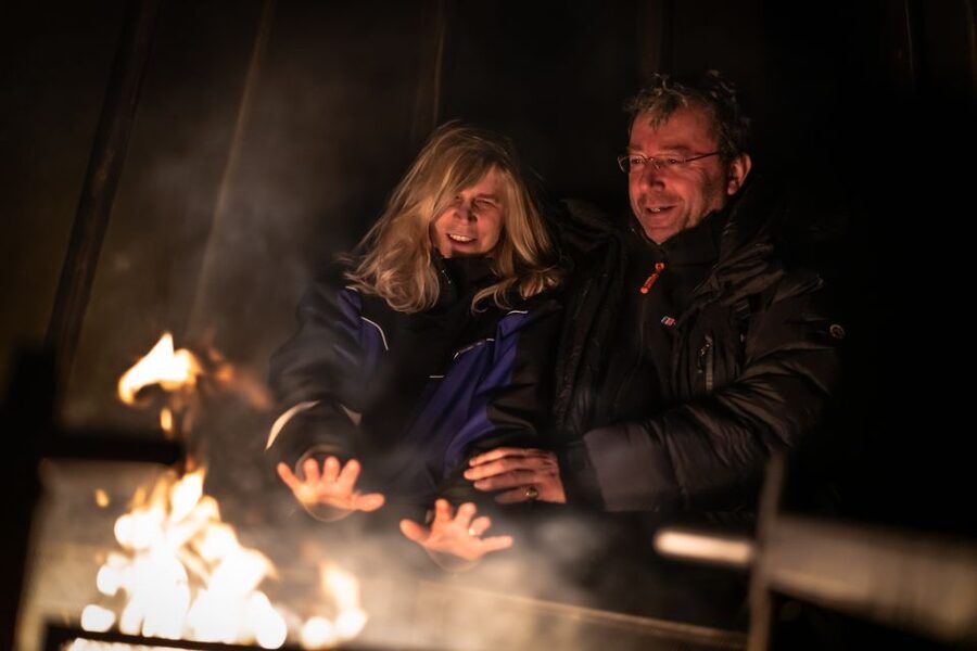 Ivalo: Lake Inari Northern Lights Tour w/ Reindeer & Dinner - How the four-hour schedule feels