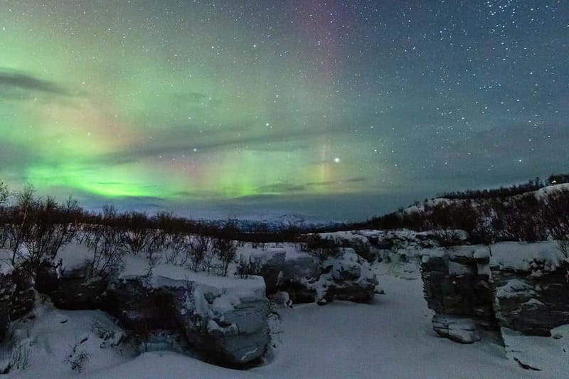 Kiruna: Abisko Northern Lights Tour with Dinner - Leaving Kiruna at 4:45 or 5:00 pm