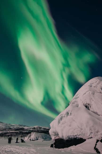 Kiruna: Northern Lights Snowmobile Tour - The safety briefing is short but important