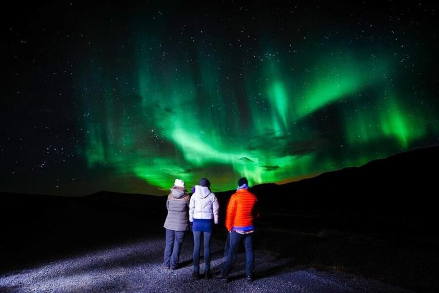 Levi: Northern Lights Hunt Including Campfire Snacks - Waiting for the Aurora without false promises
