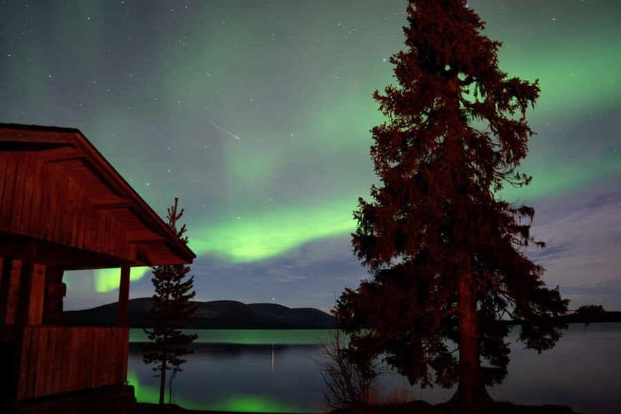 LEVI: Northern Lights Hunting SMALL GROUPS - What the Northern Lights may look like