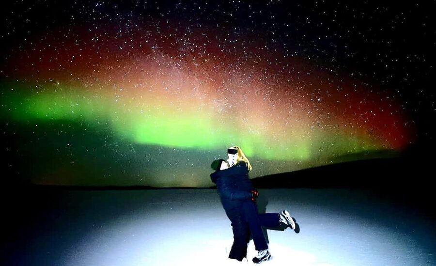Levi: Northern Lights Tour and Stargazing by Telescope - Rautusjärvi and the quiet of a frozen lake