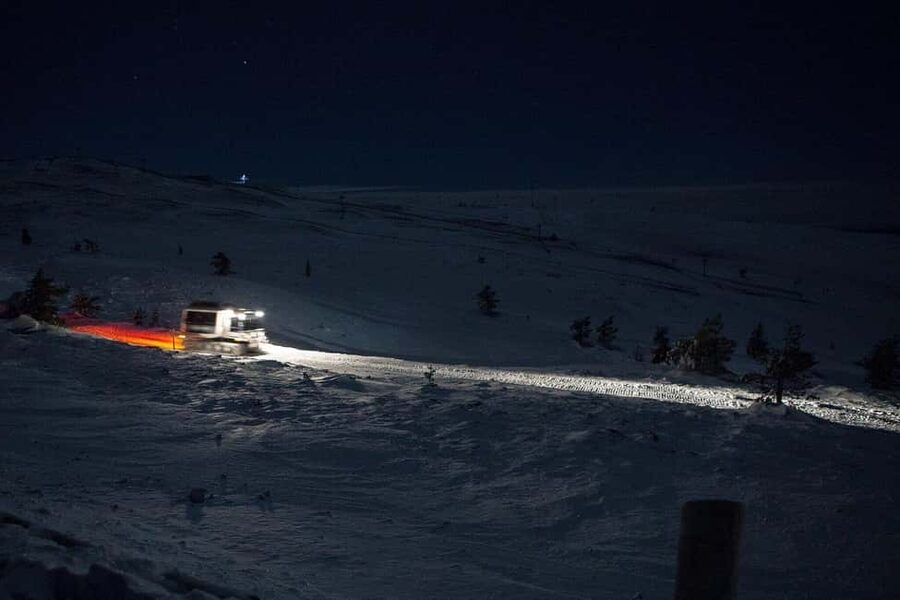 Levi: Northern Lights Tour on a Snowcat - Why the SnowCat makes this outing different