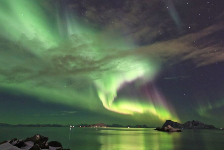Lofoten: Northern Lights Tour with Photographer - What the four-hour evening looks like