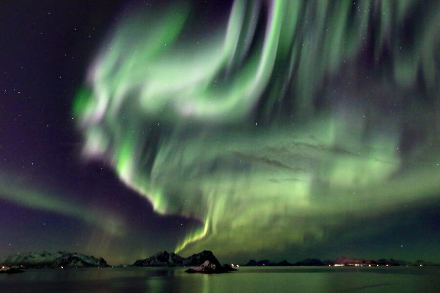 Lofoten: Northern Lights Tour with Photographer - The guide, stories, and group atmosphere