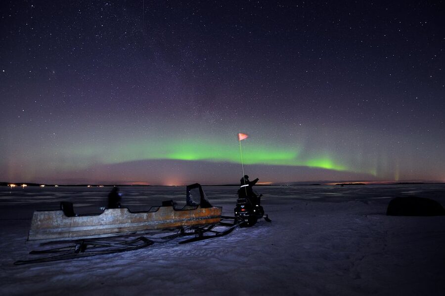 Luleå : Northern Lights Tour on a Snowmobile drawn Sled - A northern lights hunt with a slower pace