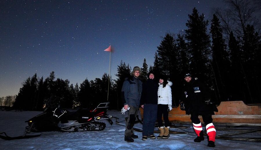 Luleå : Northern Lights Tour on a Snowmobile drawn Sled - What happens during the two hours