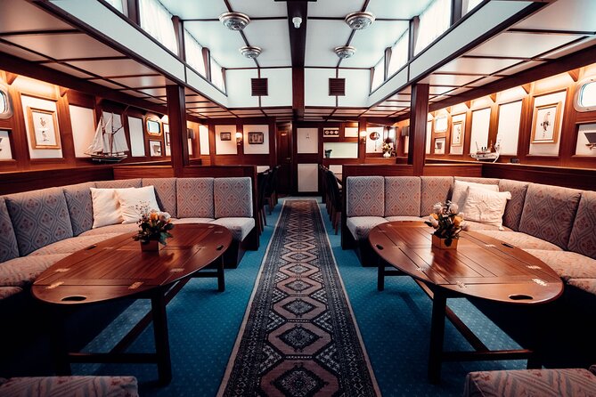 Luxury Northern Lights Yacht Cruise with Hot Tub from Tromsø - Weather, route, and the risk of disappointment