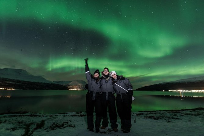 Minibus Northern Lights Chase with Photography from Tromsø - Timing, pickup, and the price of the night
