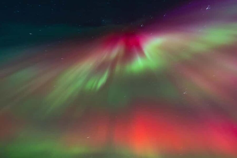 Northern Lights 4x4 Super, Photos, Hot Cocoa, Pastries - Hot cocoa, pastries, and blankets while you wait