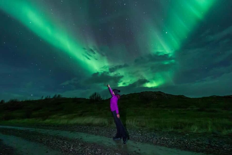 Northern Lights 4x4 Super, Photos, Hot Cocoa, Pastries - My call: book it if the search matters as much as the sighting