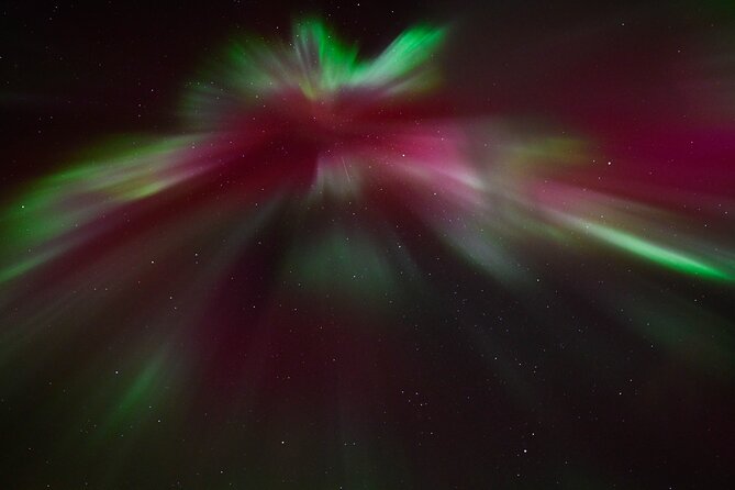 Northern Lights 4x4 Tour with Pastries and Cocoa from Reykjavik - Seeing the aurora with your own eyes