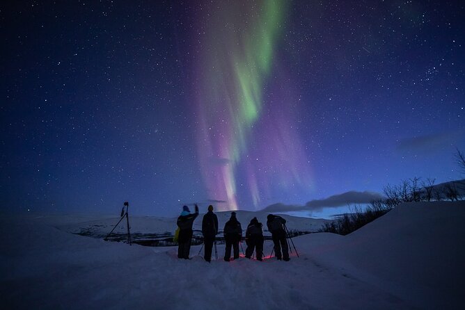 Northern Lights Expedition Tromsø - 6 people - Arctic Photo Guide - Soup, hot drinks, and the social side of the evening