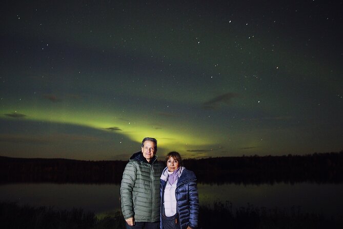 Northern lights hunting photo tour with bbq; small groups - Small group promise, with a practical limit