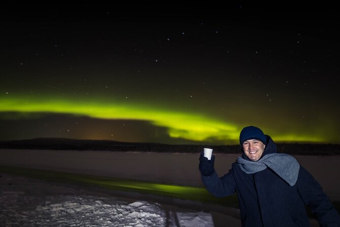 Northern lights hunting photo tour with bbq; small groups - Who gets good value from the $102.58 price