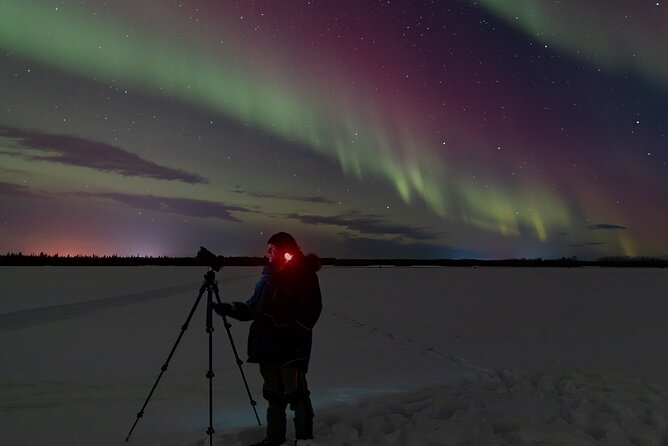 Northern Lights Lodge & Chase Tour from Fairbanks - Photographing the aurora without expensive gear