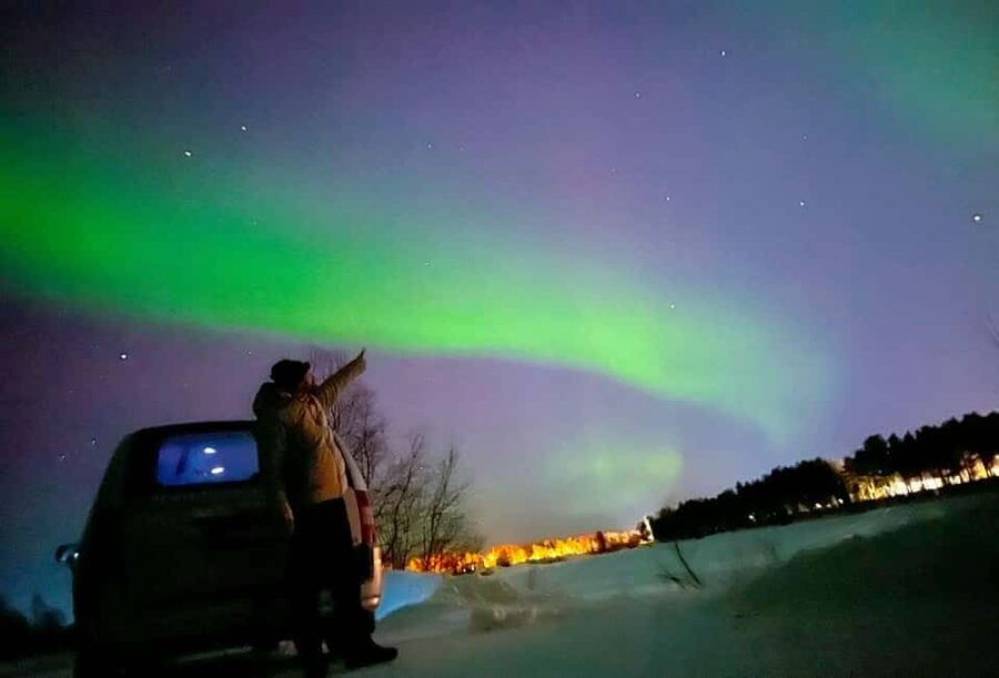 Northern lights private tour Rovaniemi - A private guide changes the evening
