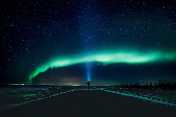 Northern Lights Small-Group Tour with Free Photos & Hot Chocolate - Free Photos, Hot Chocolate, and Cold Weather