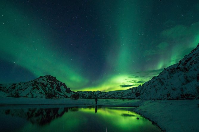 Northern Lights Small-Group Tour with Hot Chocolate & Photos - What the included photography is really worth