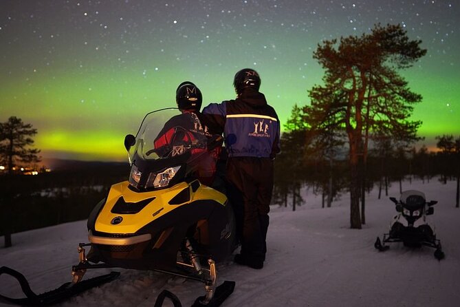 Northern Lights Snowmobile Hunt - What this Rovaniemi night actually offers