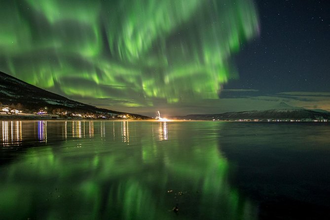 Northern Lights Tour from Tromsø - Campfire food with a Norwegian touch