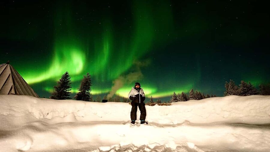 Northern Lights Tour/Trip to a magical place - From Kemi or Tornio to the forest