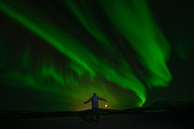 Northern Lights Tour with Photos, Snacks, Warm Snowsuits, Chairs - Is the $212 price fair?