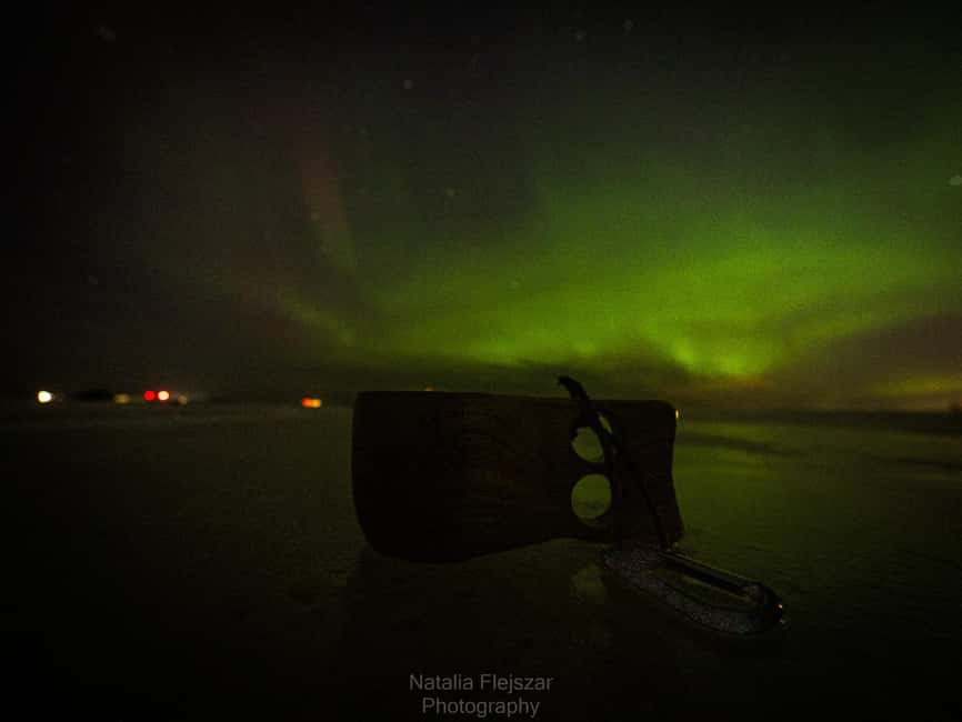 Oulu: Guided Night Walking Tour with Northern Lights Hunting - What the Northern Lights hunt can and cannot promise