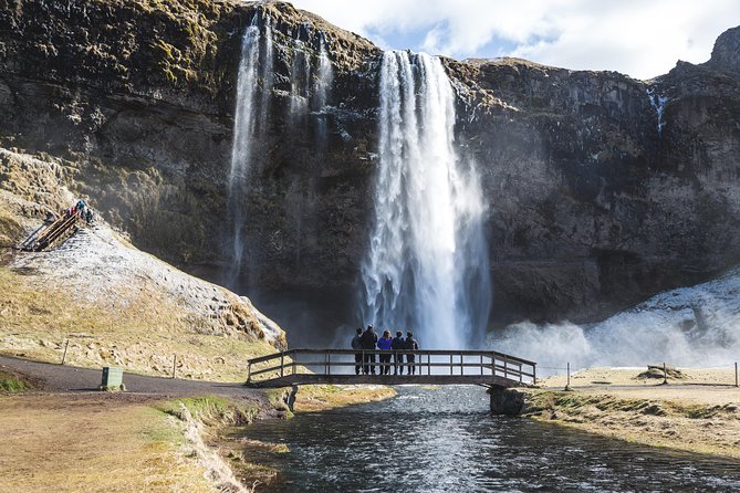 Private 2-Day Glacier Lagoon, Ice Cave and Northern Lights - The Vatnajökull ice cave and glacier walk