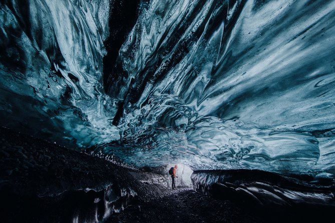 Private 2-Day Glacier Lagoon, Ice Cave and Northern Lights - Overnight accommodation and the Northern Lights question