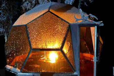 PRIVATE Glass Igloo Dinner Under Northern Lights