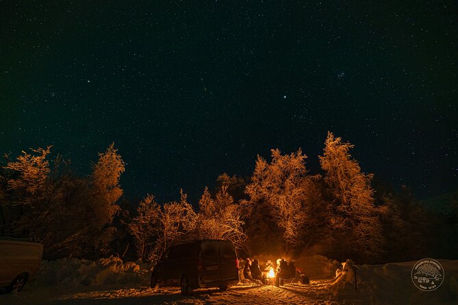 Private Northern Lights Chase with Photography from Tromsø - Fire, soup, and the practical side of staying warm