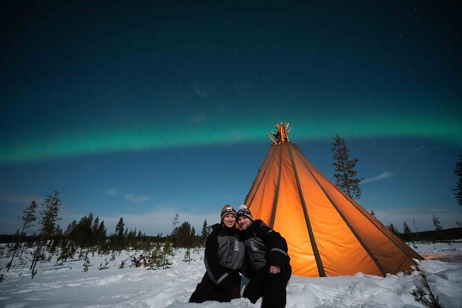 Private Northern Lights photography tour in Rovaniemi - The Aurora chase begins in Rovaniemi